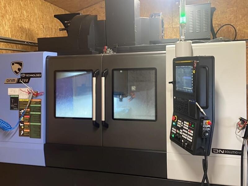 DN Solutions DNM 5700